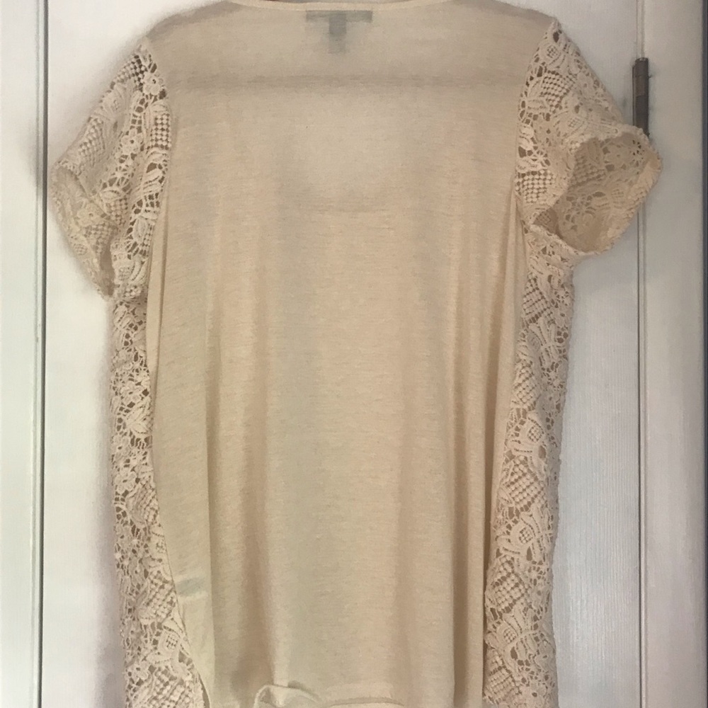 Lace top - Picture 2 of 3